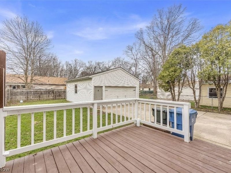 5498 Broad Boulevard, North Ridgeville, OH 44039 Photo 3