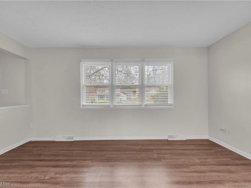 5498 Broad Boulevard, North Ridgeville, OH 44039 Photo 6