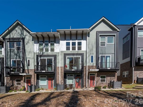 566 West End Drive, Charlotte, NC 28208