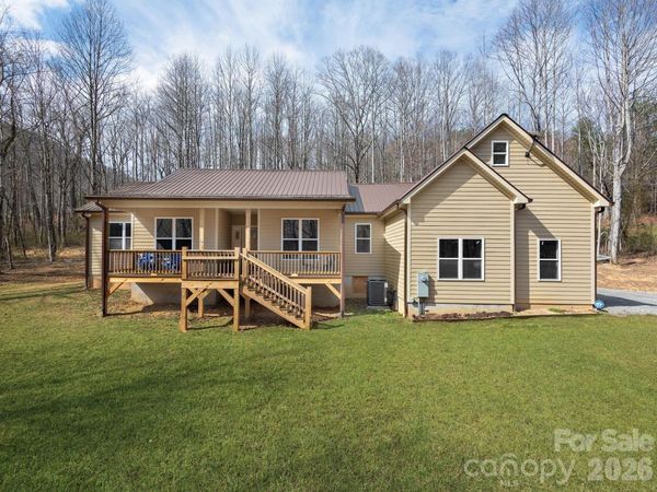 1230 Terrys Gap Road , Hendersonville, NC 28792