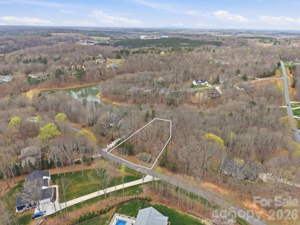 130 Harborgate Drive, Statesville, NC 28625