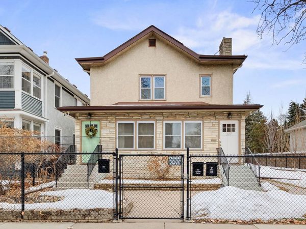 307 4th Street NE, Minneapolis, MN 55413