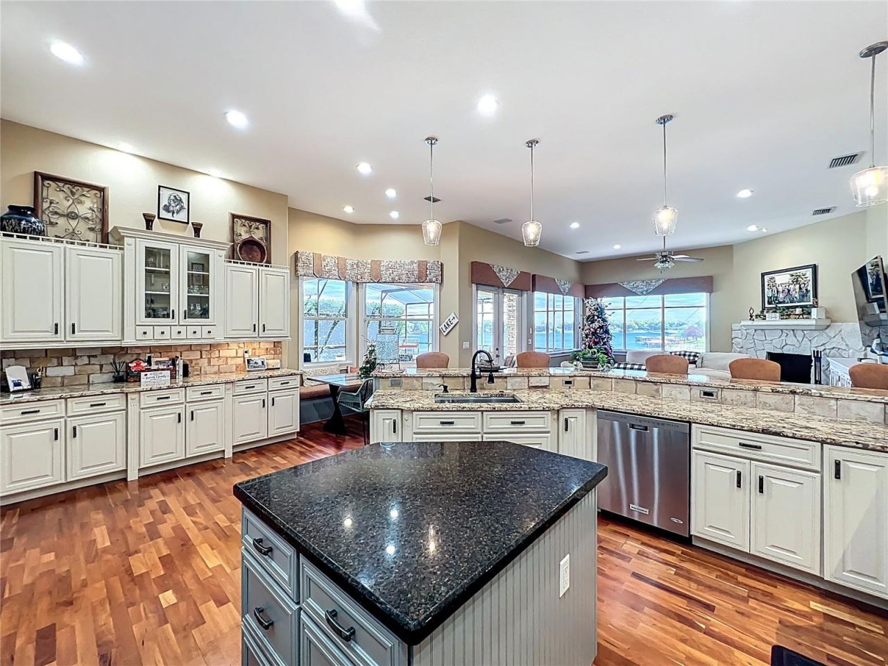 1412 Johns Cove Lane, Oakland, FL 34787 Photo