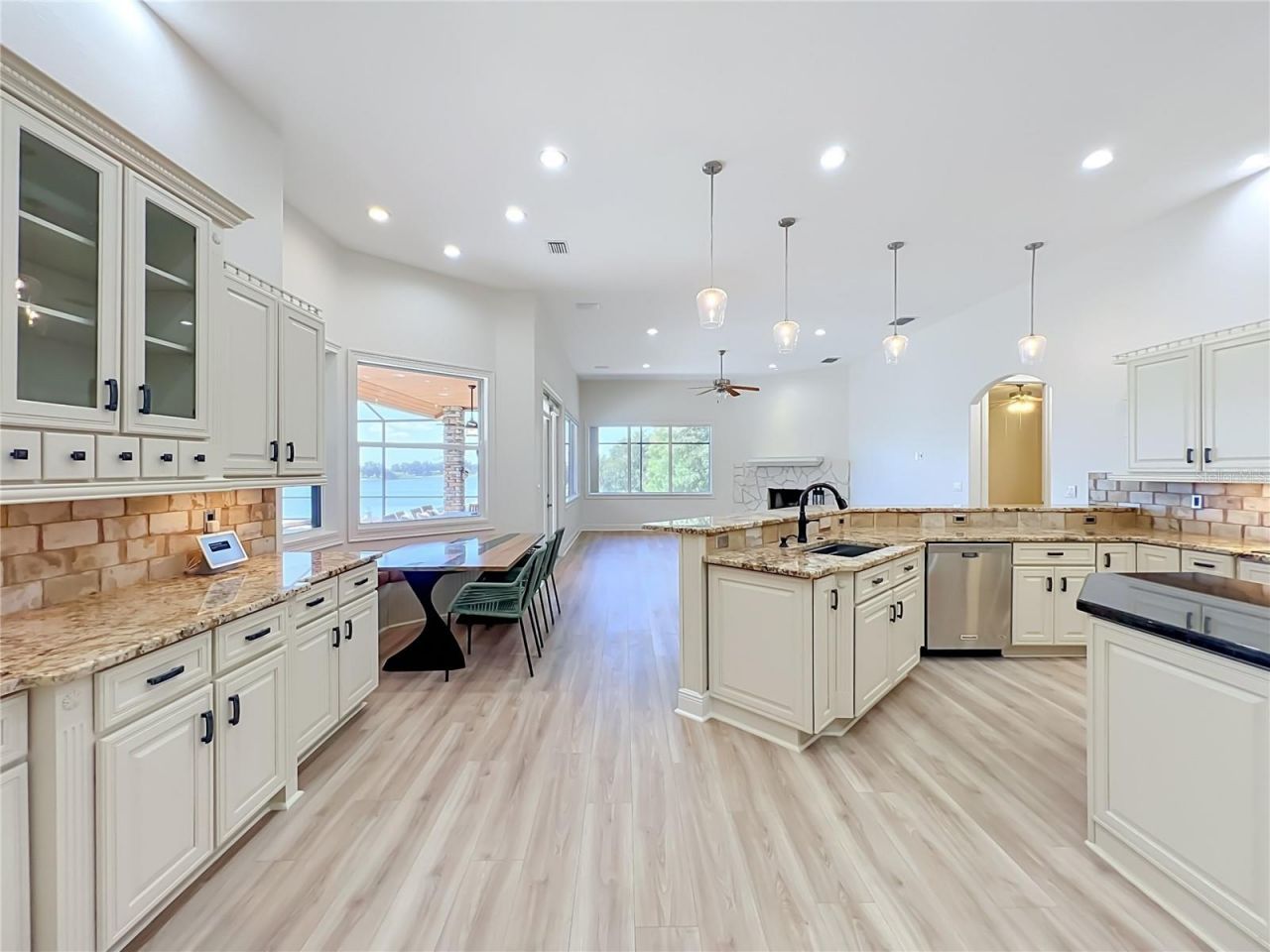 1412 Johns Cove Lane, Oakland, FL 34787 Photo
