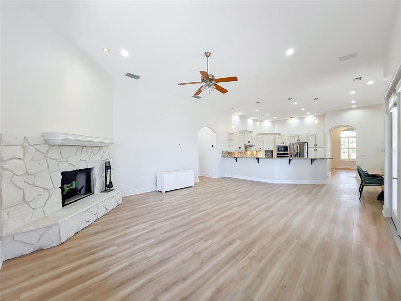 1412 Johns Cove Lane, Oakland, FL 34787 Photo