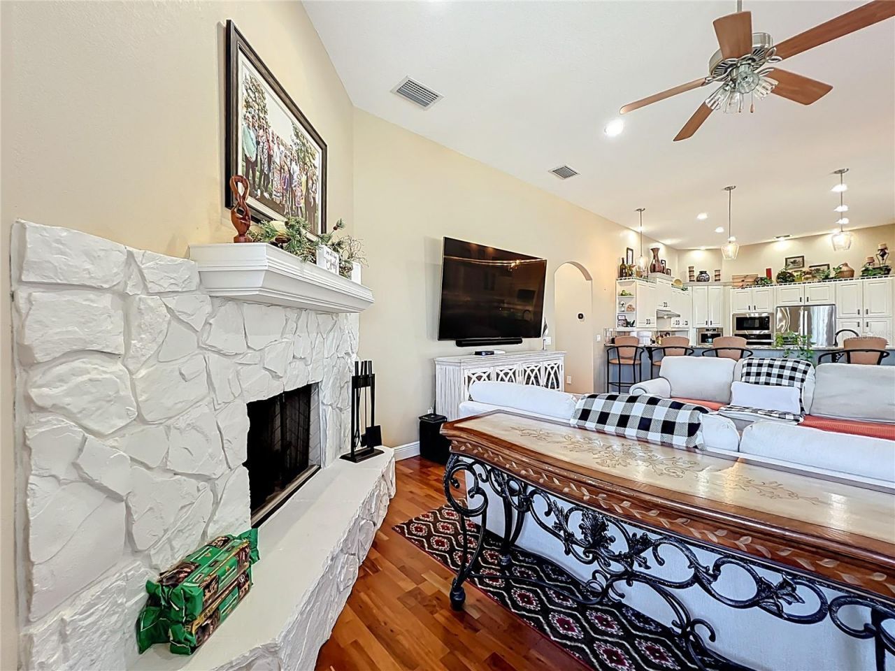 1412 Johns Cove Lane, Oakland, FL 34787 Photo