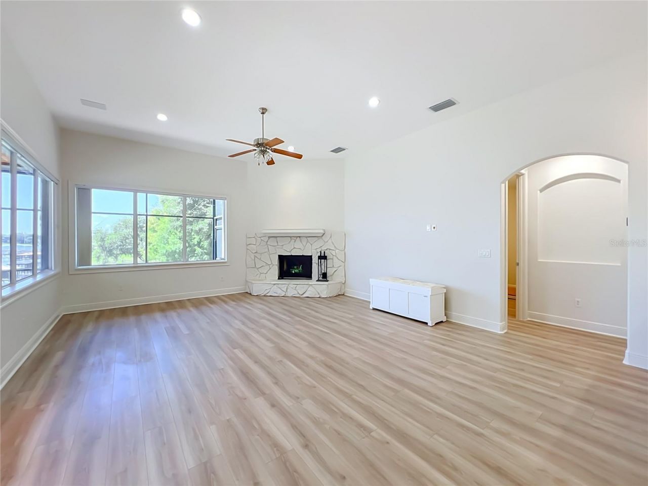 1412 Johns Cove Lane, Oakland, FL 34787 Photo