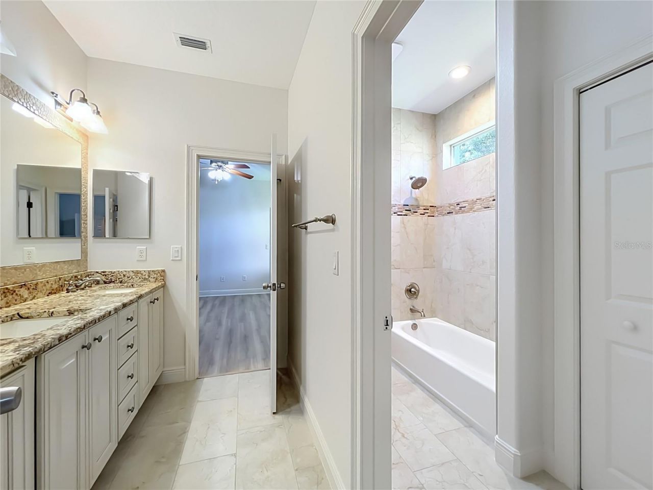 1412 Johns Cove Lane, Oakland, FL 34787 Photo