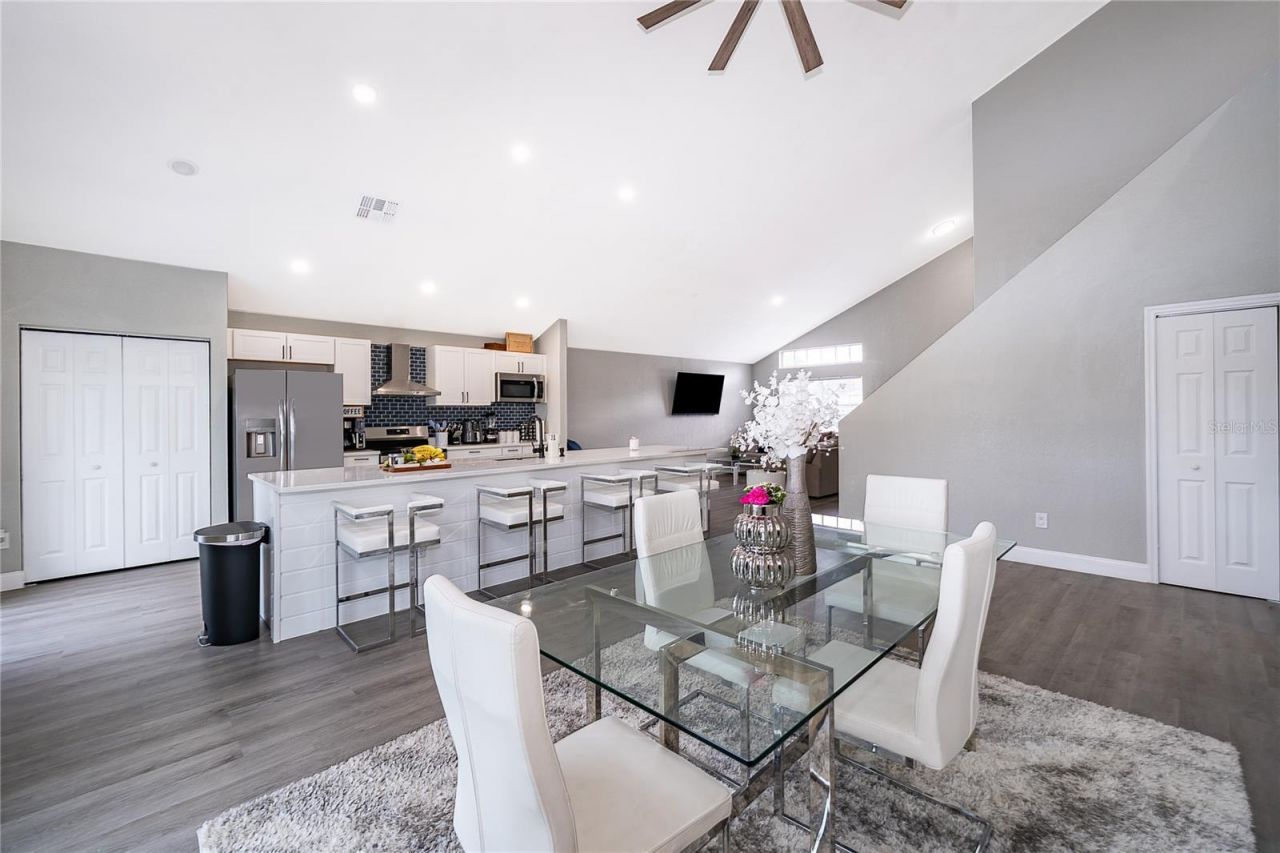 3007 Stillwater Drive , Kissimmee, FL 34743 Photo