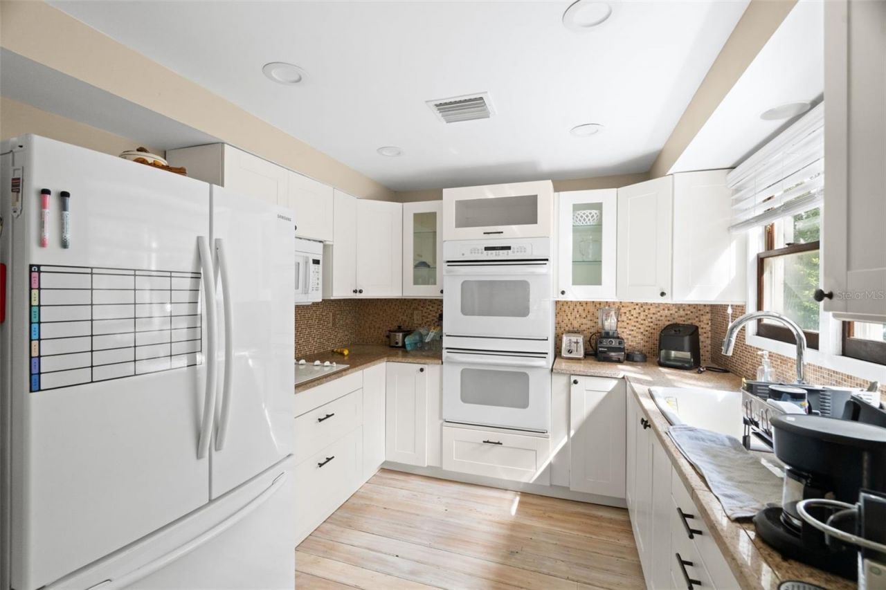 6890 County Road 95, Palm Harbor, FL 34684 Photo