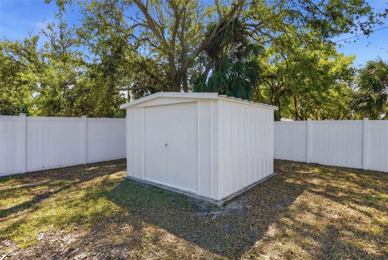 320 93rd Avenue N, Saint Petersburg, FL 33702 Photo