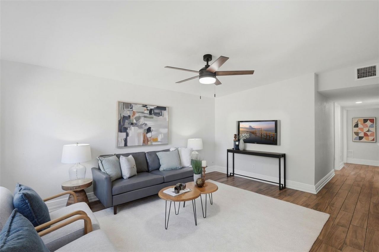 320 93rd Avenue N, Saint Petersburg, FL 33702 Photo