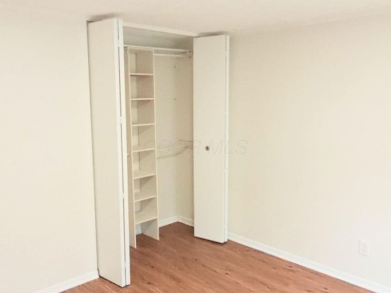 2010 Willoway Court N, Columbus, OH 43220 Photo 12