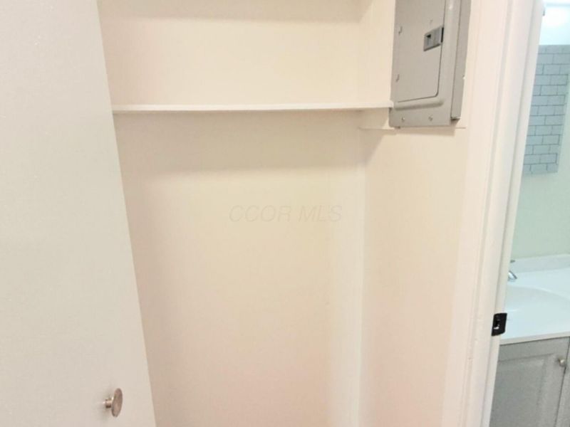 2010 Willoway Court N, Columbus, OH 43220 Photo 7