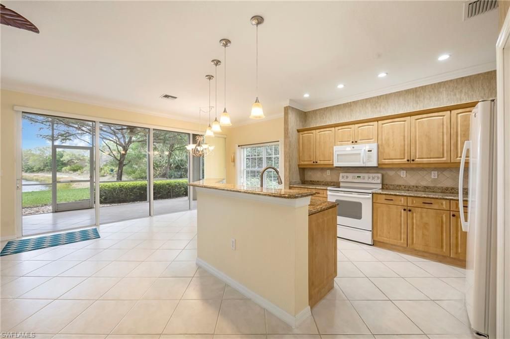 5605 Sherborn Dr, Unit 102, Naples, FL 34110 Photo