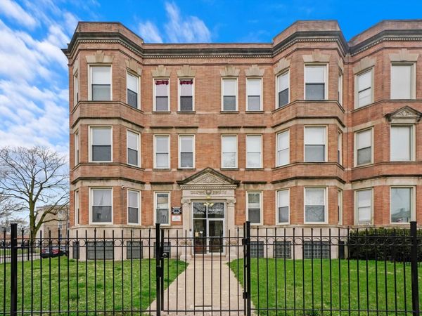 7152 S Emerald Avenue , Chicago, IL 60621