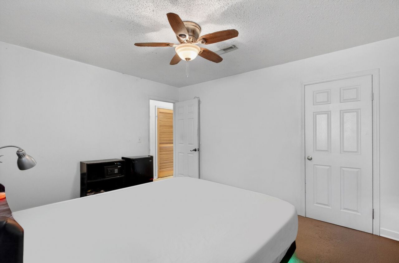 809 Sandpiper Drive Photo 16