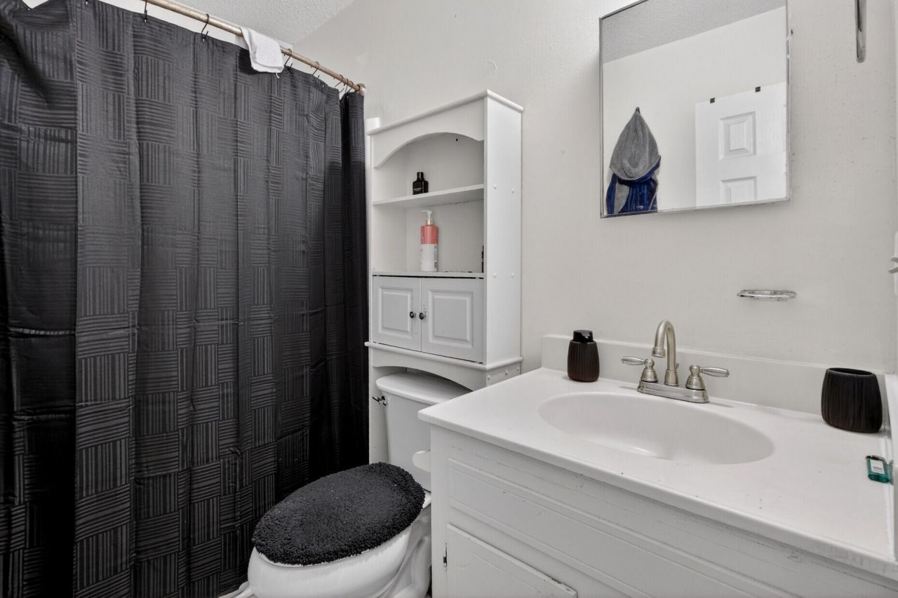 809 Sandpiper Drive Photo 17