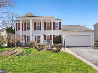 13205 OAK FARM DRIVE, WOODBRIDGE, VA 22192