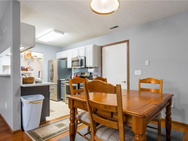 3712 Colony Hill Drive, Zanesville, OH 43701 Photo 8