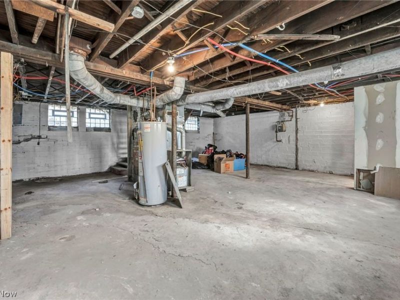 10803 Grantwood Avenue, Cleveland, OH 44108 Photo 12