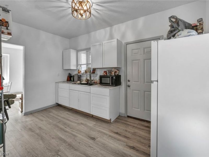 10803 Grantwood Avenue, Cleveland, OH 44108 Photo 18