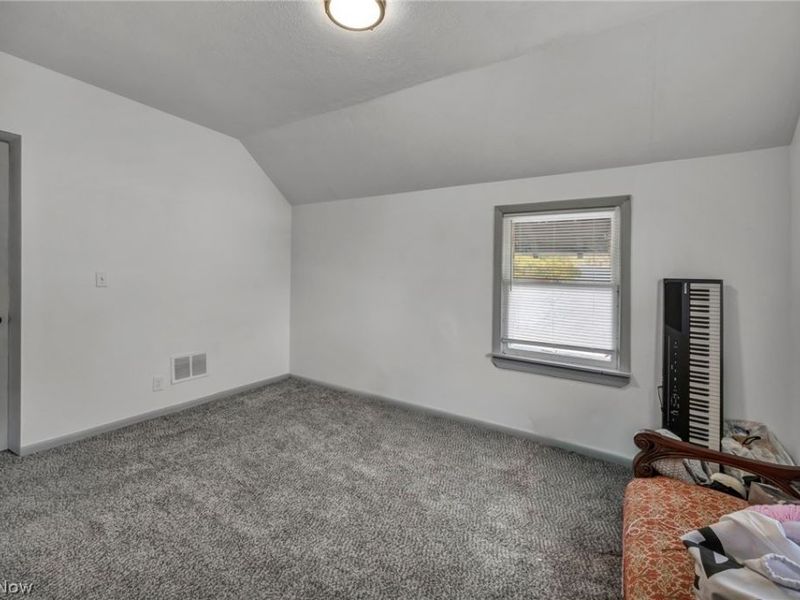 10803 Grantwood Avenue, Cleveland, OH 44108 Photo 24