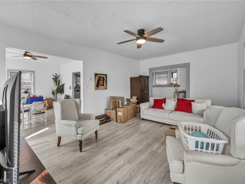 10803 Grantwood Avenue, Cleveland, OH 44108 Photo 26