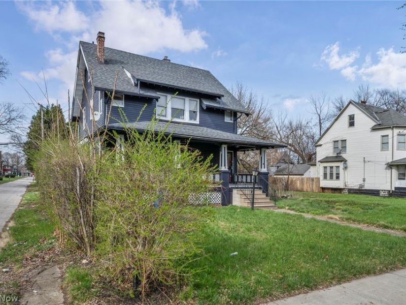 10803 Grantwood Avenue, Cleveland, OH 44108 Photo 4