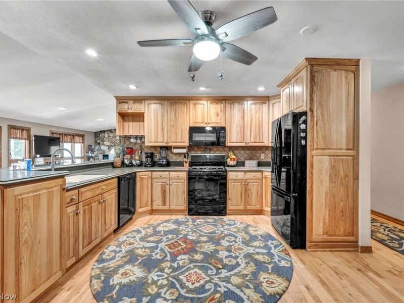 17313 Bennett Road, North Royalton, OH 44133 Photo 9