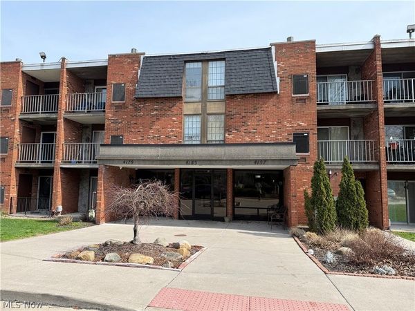 4179 Columbia Road, North Olmsted, OH 44070