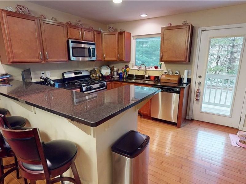 1454 E 105th Street, Cleveland, OH 44106 Photo 8