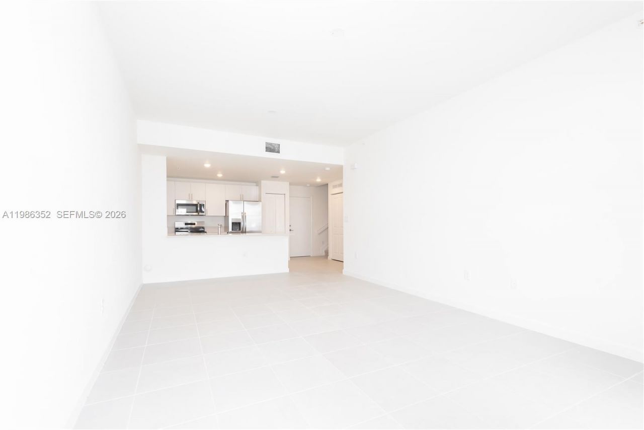12476 SW 248th St , Unit 8, Miami, FL 33032 Photo