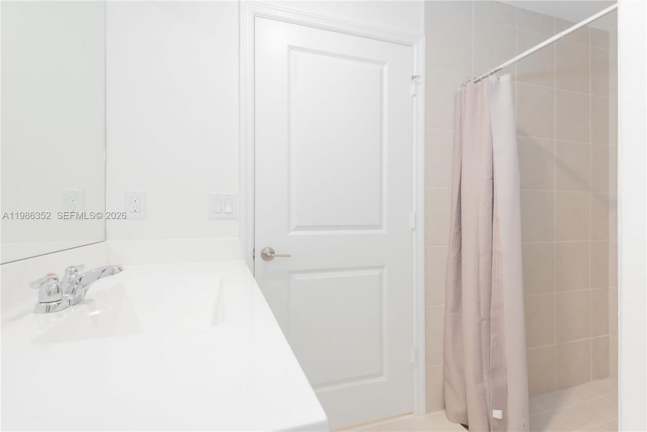 12476 SW 248th St , Unit 8, Miami, FL 33032 Photo