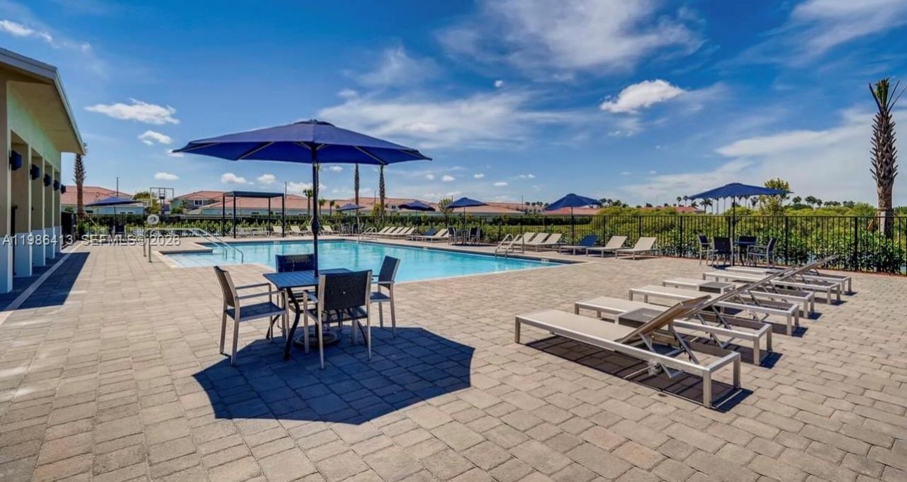 2126 NE 38th Rd , Unit 2126, Homestead, FL 33033 Photo