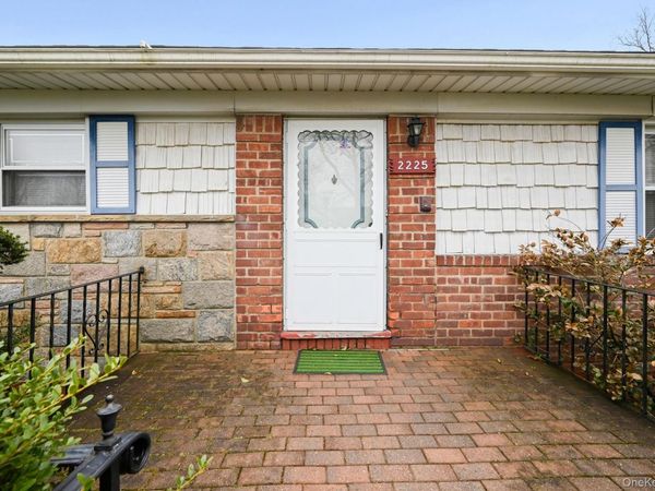 2225 Leighton Road, Elmont, NY 11003