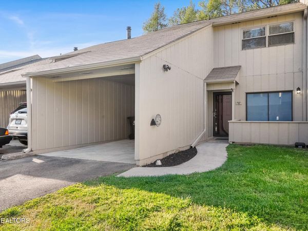 8707 Olde Colony Tr, Knoxville, TN 37923