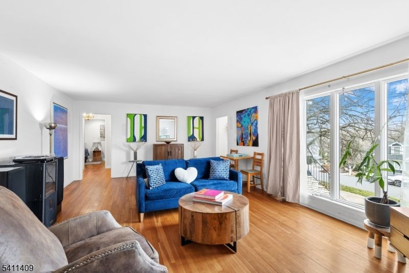 1060 Sunny Slope Dr, Mountainside, NJ 07092 Main Photo