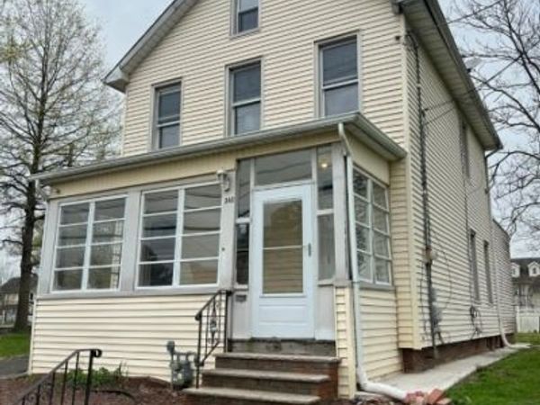 363 E Milton Ave, Rahway, NJ 07065