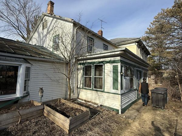 143 Waukesha Rd, Eagle, WI 53119