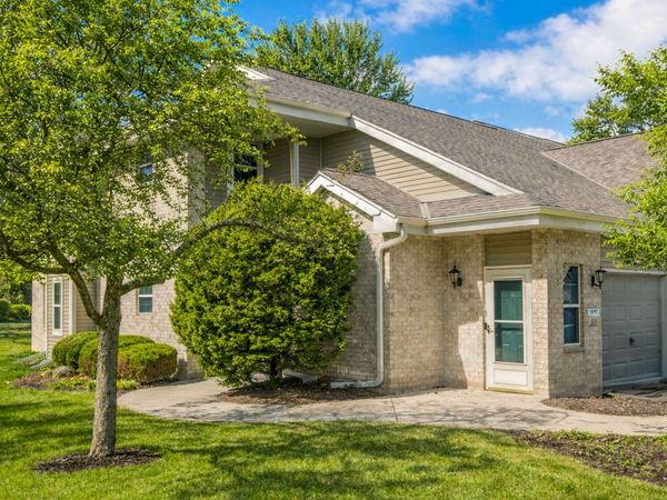 18645 Emerald Dr, Unit E, Brookfield, WI 53045