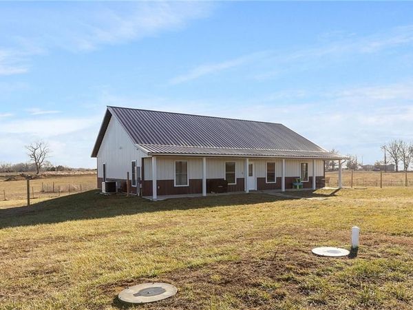 2710 NE CC Highway, Leeton, MO 64761