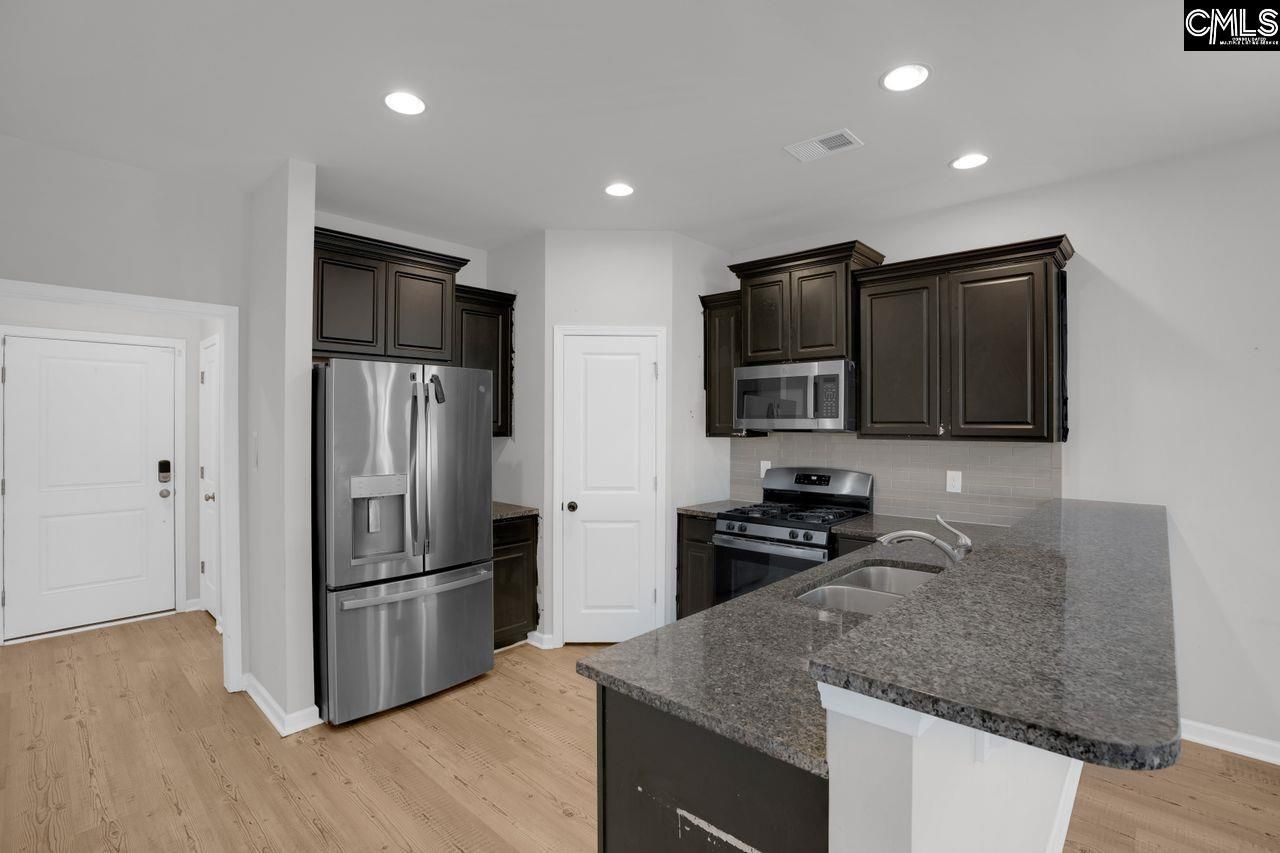 1228 Independence Drive Photo 5