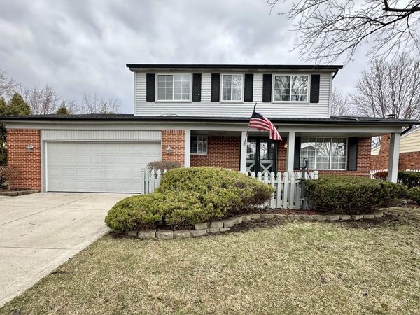 44652 Nantucket Drive, Canton, MI 48187