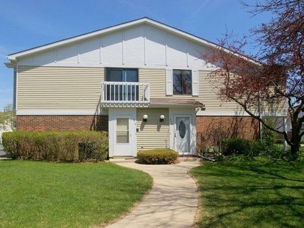 415 Harrison Court , Unit 415, Vernon Hills, IL 60061