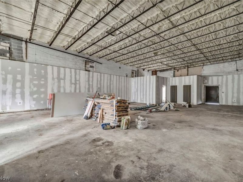 7809 Wade Park Avenue, Cleveland, OH 44103 Photo 12