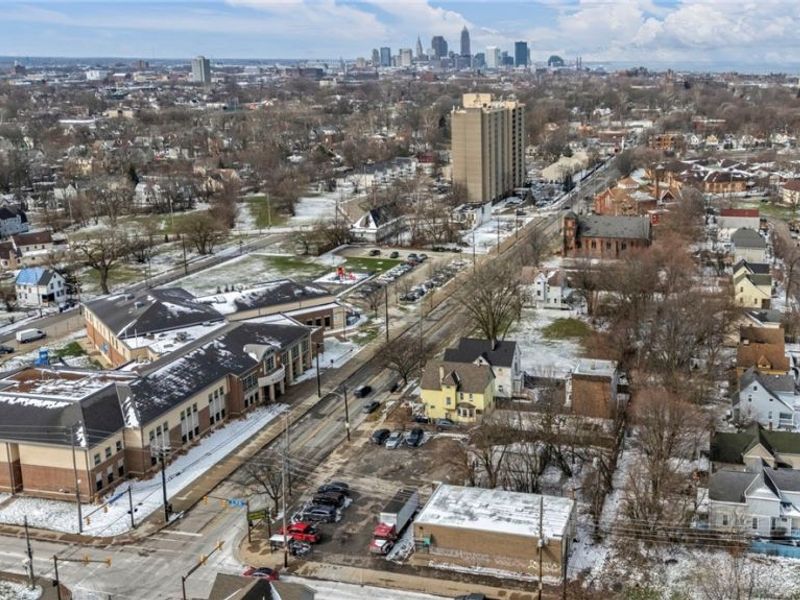 7809 Wade Park Avenue, Cleveland, OH 44103 Photo 13