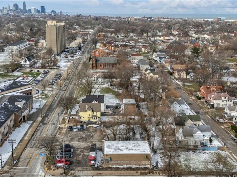 7809 Wade Park Avenue, Cleveland, OH 44103 Photo 19