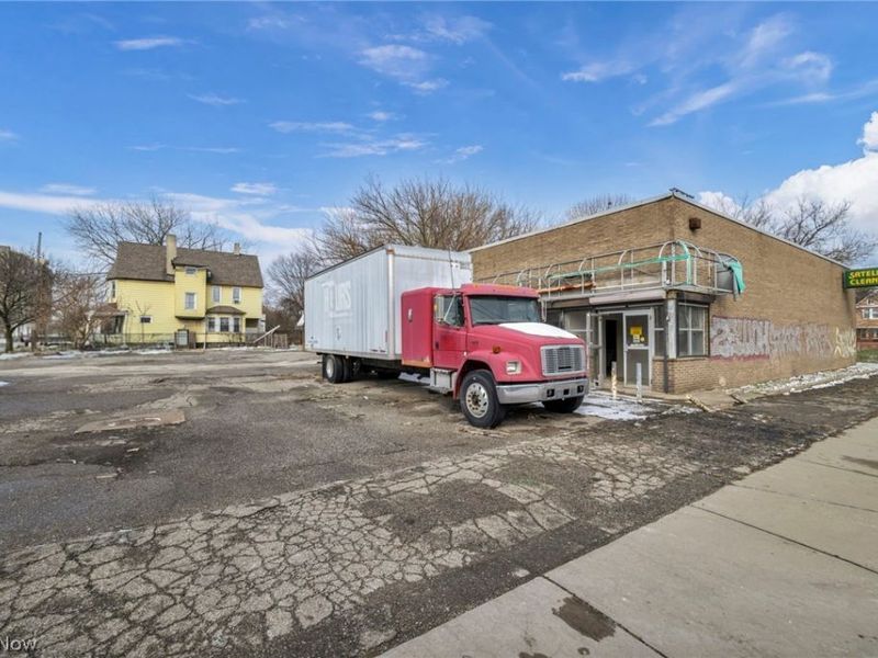 7809 Wade Park Avenue, Cleveland, OH 44103 Photo 4