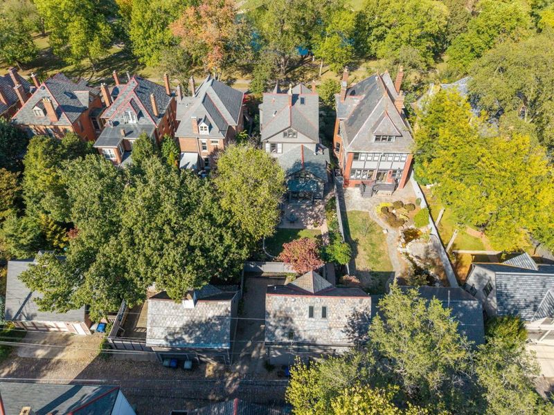 99 E Deshler Avenue, Columbus, OH 43206 Photo 124